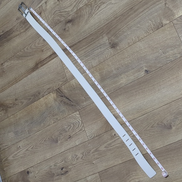 Calvin Klein Cream Leather Belt  women's Size 38 - Picture 7 of 9